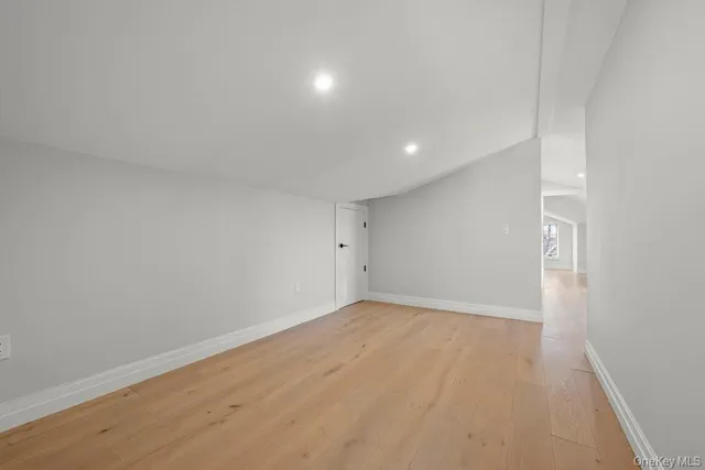 $3,850,000 | 176-12 Kildare Road | Jamaica Estates