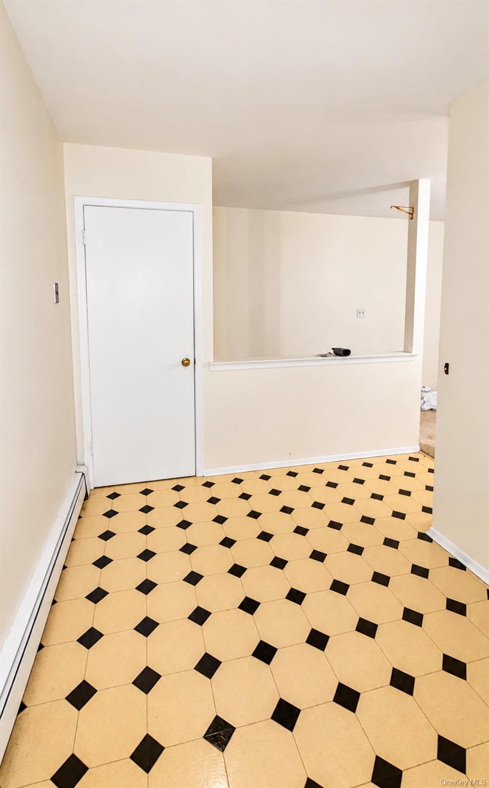 1840 Crompond Road, Unit 2C3 Peekskill, NY 10566 - Photo 5 of 13 Gallery Image 5