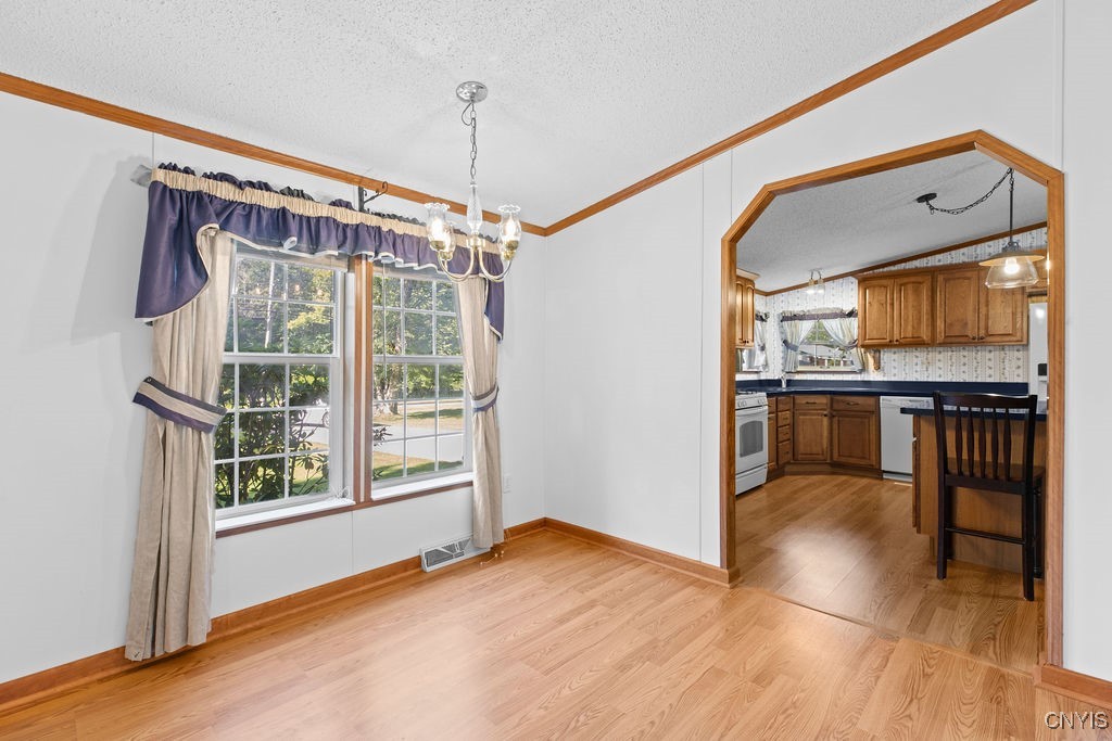 94 Avery Road Constantia, NY 13044 - Photo 10 of 35 Dining room is between living room & kitchen