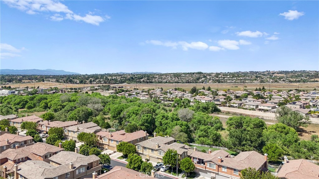 33576 Winston Way, Unit A Temecula, CA 92592 - Photo 38 of 44 an aerial view of a city