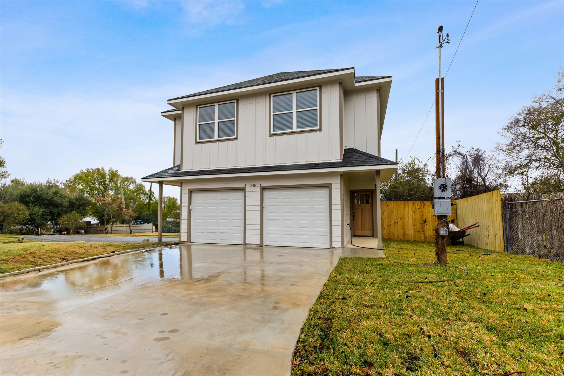 a view of a house with a outdoor space