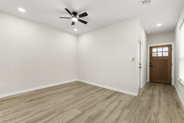 $1,850 | 1316 Williams Avenue, Unit B, Brenham, TX 77833