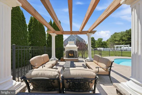 $689,900 | 112 Sweethollow Drive, Bear, DE 19701