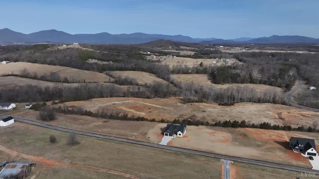 $524,900 | 1540 Wells Road, Bedford, VA 24523