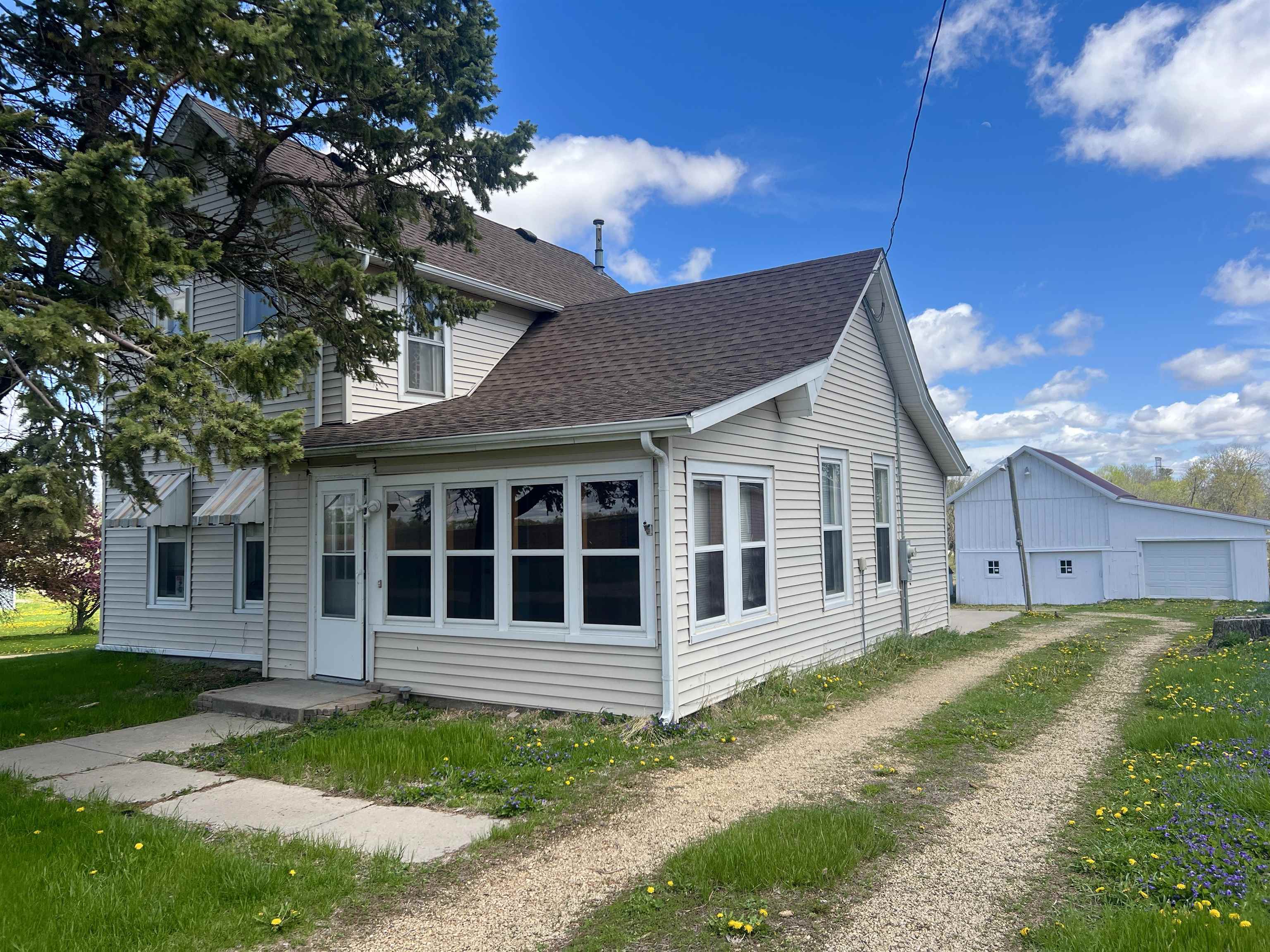3452 South Pecatonica Road Pecatonica, IL 61063 - Photo 1 of 11 Gallery Image 1