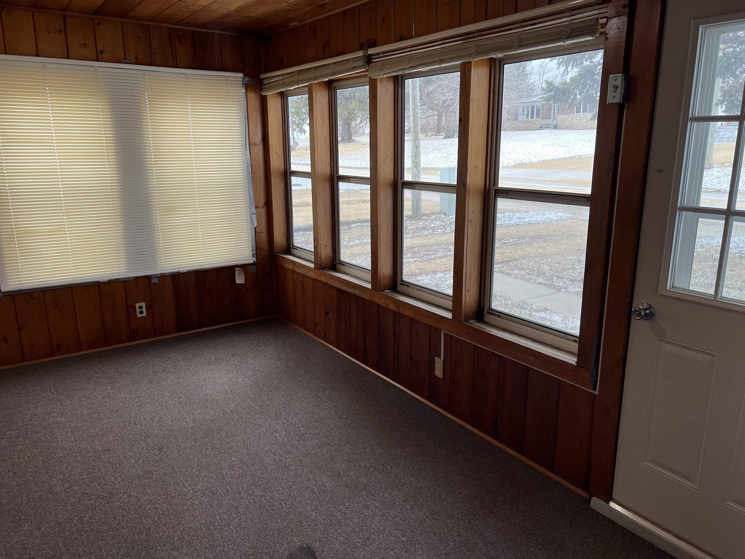 3452 South Pecatonica Road Pecatonica, IL 61063 - Photo 2 of 11 Gallery Image 2