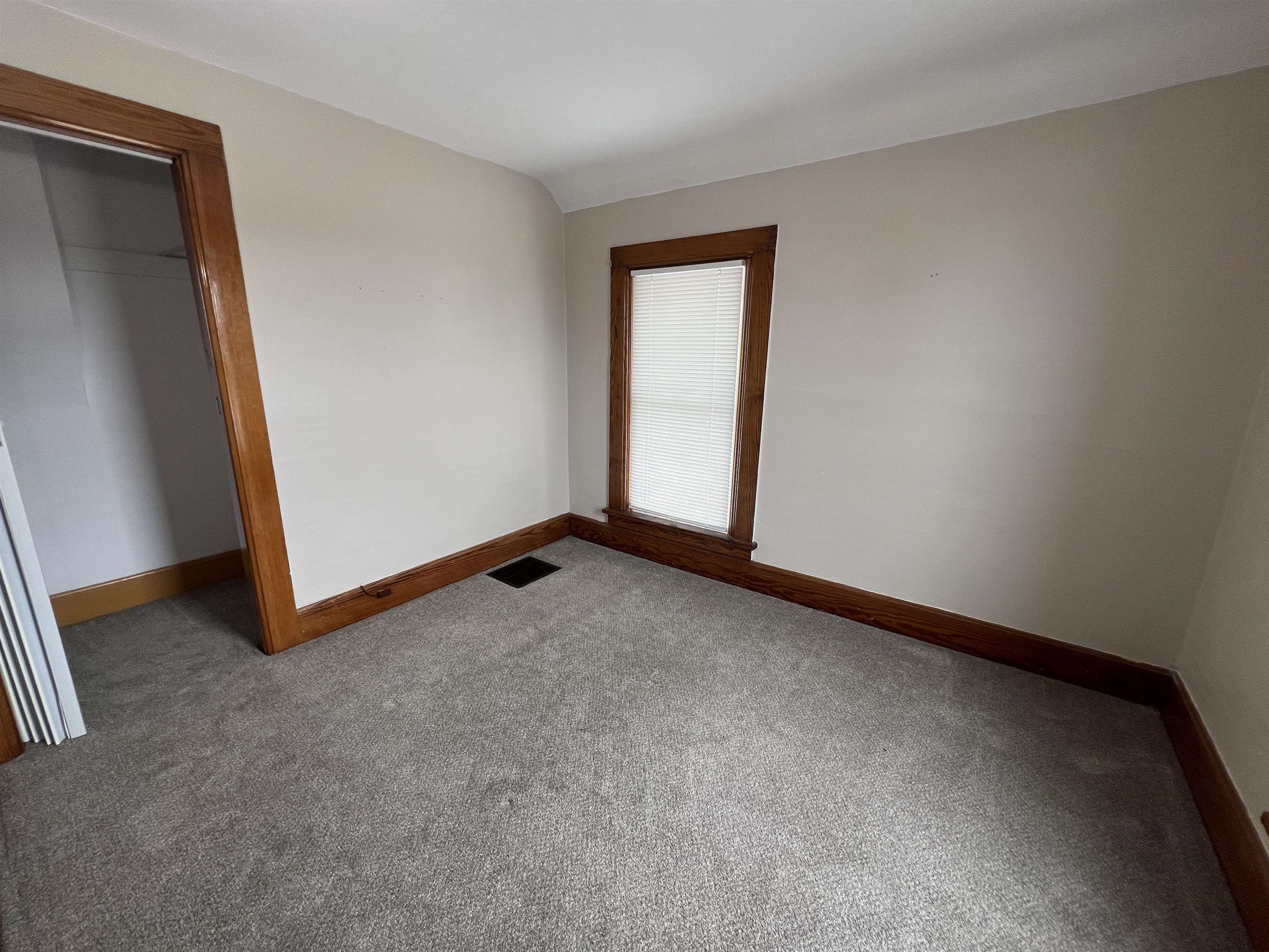 3452 South Pecatonica Road Pecatonica, IL 61063 - Photo 9 of 11 Gallery Image 9