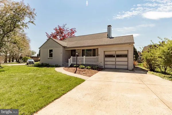 $284,900 | 40 Mansion Boulevard, Altoona, PA 16602