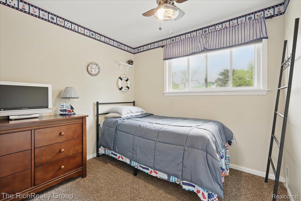 19434 Garfield Street Redford, MI 48240 - Photo 21 of 42 22-Photo_025.jpg