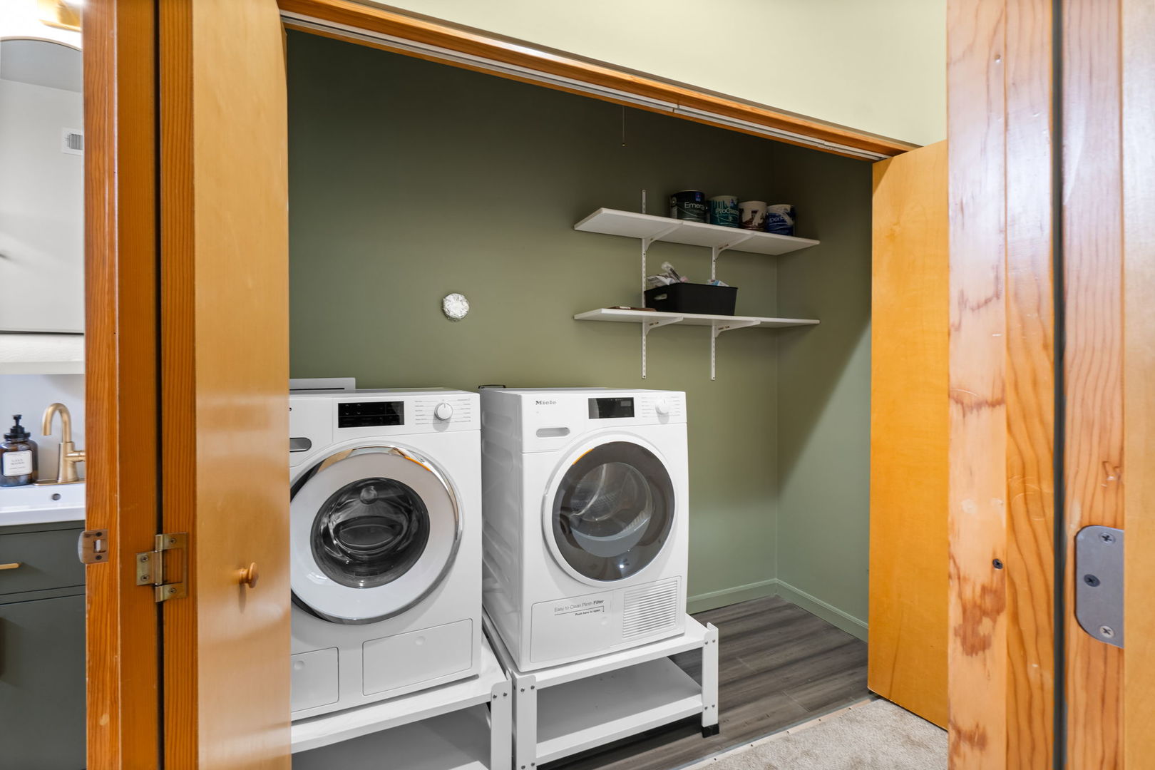 7349 Madison Street, Unit E Forest Park, IL 60130 - Photo 16 of 17 a utility room with dryer and washer