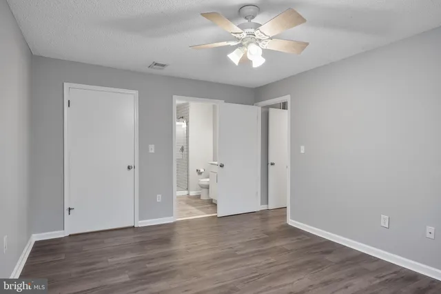 $2,400 | 98 Chambord Court, Trenton, NJ 08619