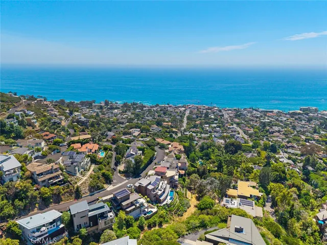 $7,248,000 | 702 Diamond Street, Laguna Beach, CA 92651