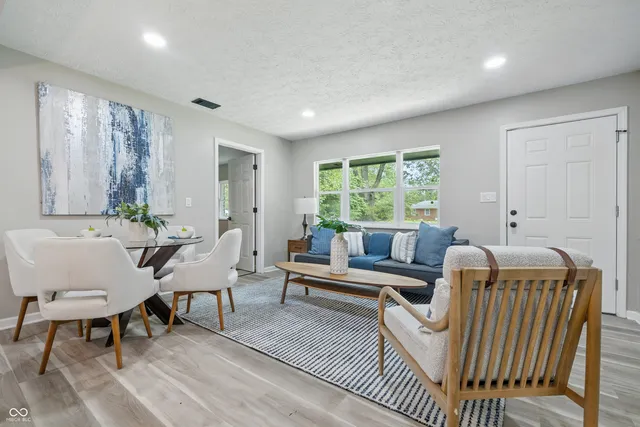 $243,900 | 1934 Danbury Drive, Indianapolis, IN 46231