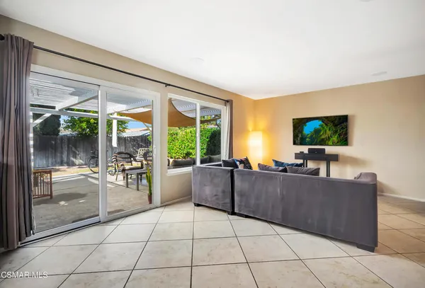 $4,700 | 2207 Rusticpark Court, Thousand Oaks, CA 91362