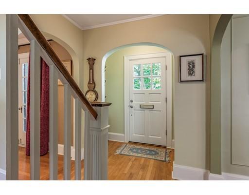 64 Standish Road Watertown, MA 02472 - Photo 5 of 30