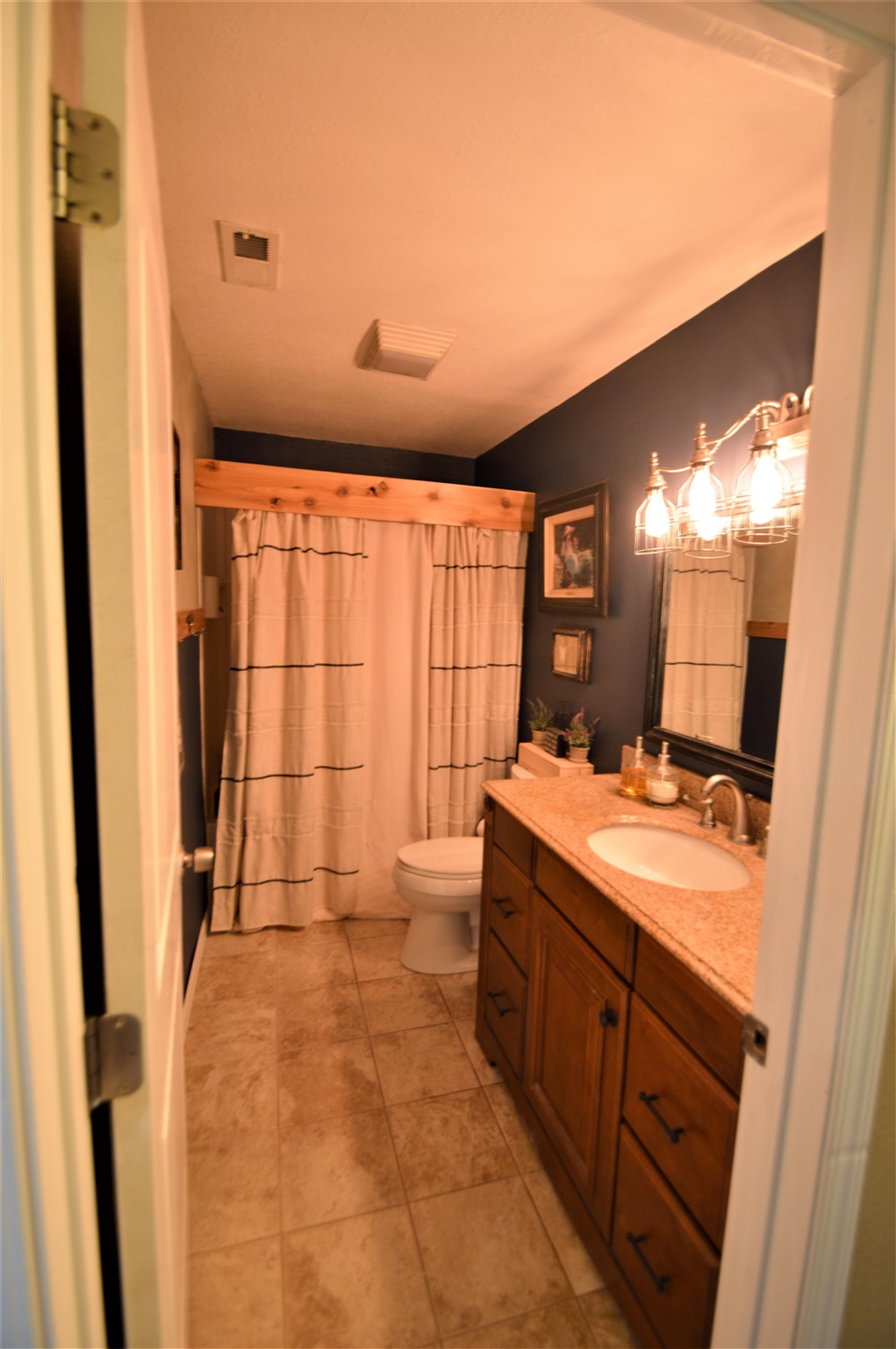 1804 South Davis Road Spokane Valley, WA 99216 - Photo 17 of 38