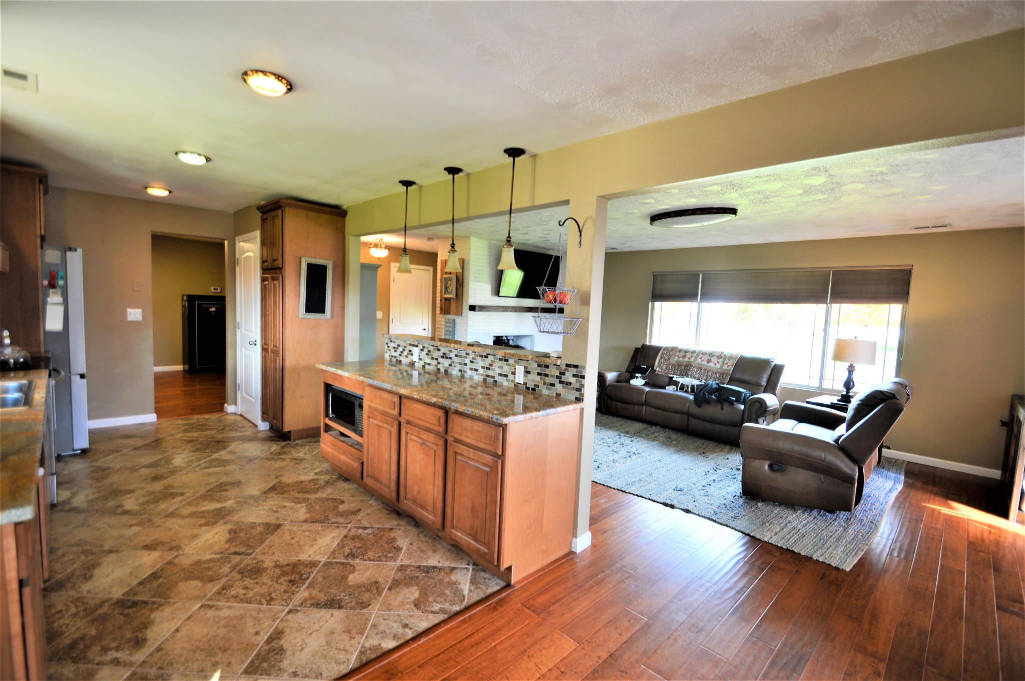 1804 South Davis Road Spokane Valley, WA 99216 - Photo 6 of 38