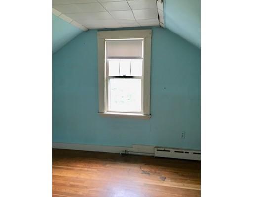 19 Raymond Road Salem, MA 01970 - Photo 9 of 10 Gallery Image 9