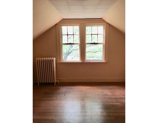 19 Raymond Road Salem, MA 01970 - Photo 10 of 10 Gallery Image 10