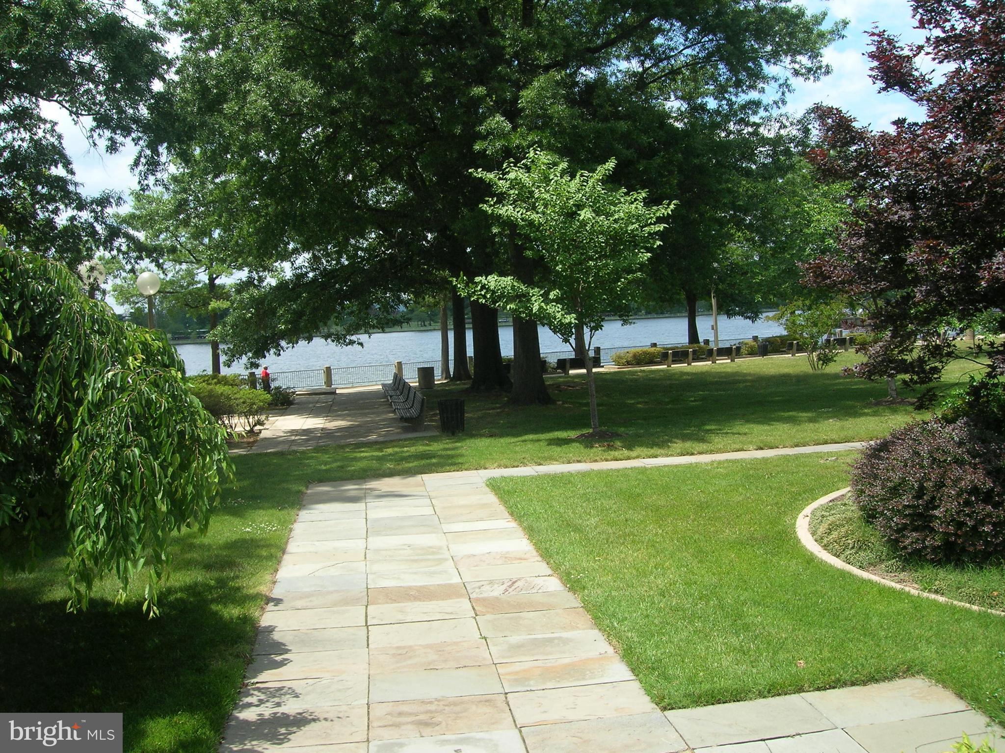 1425 4th Street Southwest, Unit A208 Washington, DC 20024 - Photo 16 of 33 Walkway From Riverside to the Water
