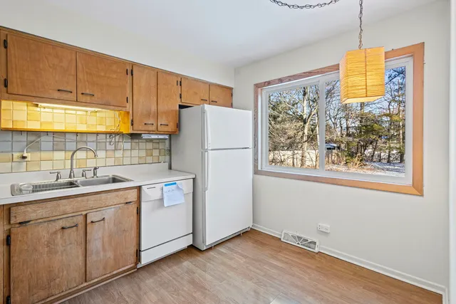 $475,000 | 1021 Cedar Lane, Northbrook, IL 60062