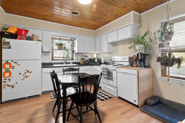 $124,900 | 265 North Half Street, Upland, IN 46989