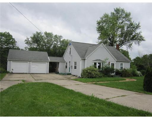 11615 East Pleasant Lake Road Manchester, MI 48158 - Photo 1 of 10 Photo 1