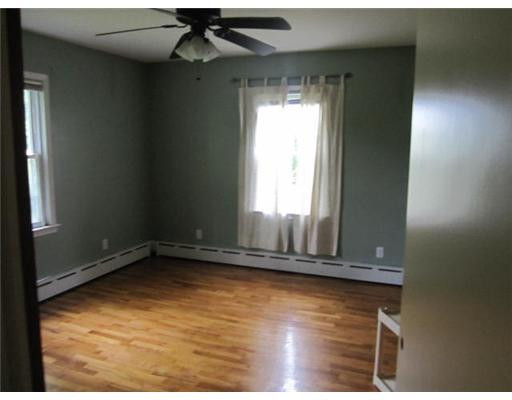 11615 East Pleasant Lake Road Manchester, MI 48158 - Photo 4 of 10 Photo 4