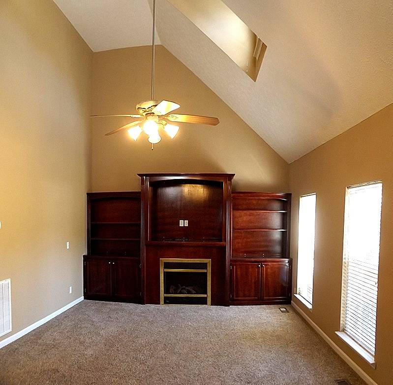 6200 Rim Ridge Court Harrison, TN 37341 - Photo 2 of 26 Great Room 1