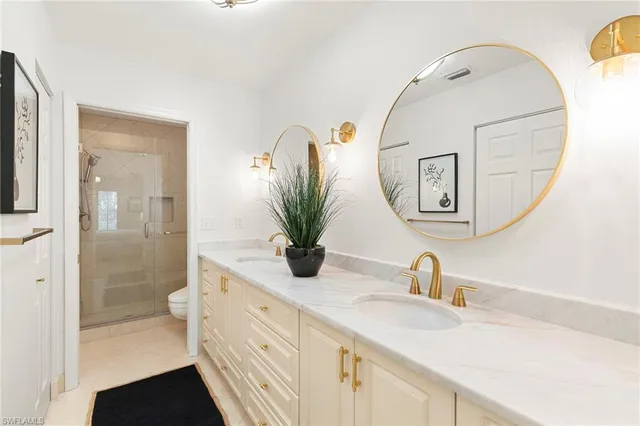 $679,000 | 841 Tanbark Drive, Unit 202, Naples, FL 34108