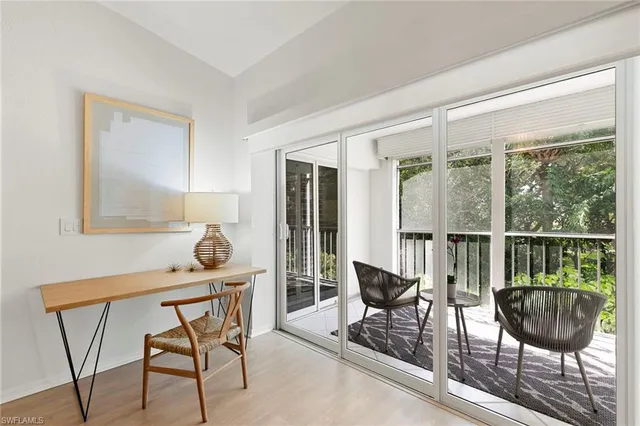 $679,000 | 841 Tanbark Drive, Unit 202, Naples, FL 34108