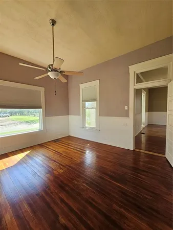 $320,000 | 300 South Oak Street, Lorena, TX 76655