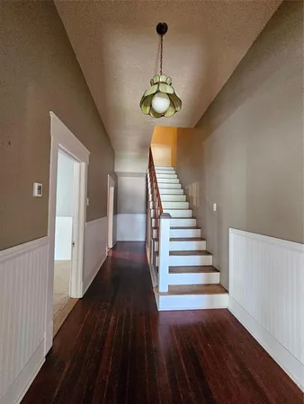 $320,000 | 300 South Oak Street, Lorena, TX 76655