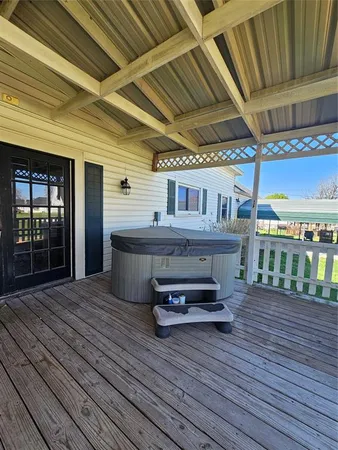 $320,000 | 300 South Oak Street, Lorena, TX 76655