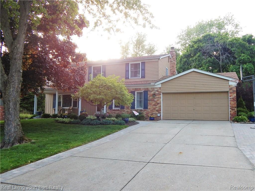 738 Rutgers Road Rochester Hills, MI 48309 - Photo 1 of 26