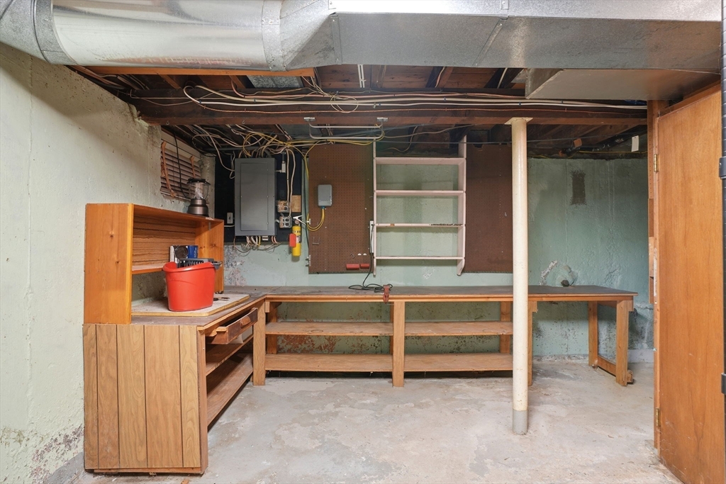 7 Beebe Lane Wakefield, MA 01880 - Photo 29 of 40