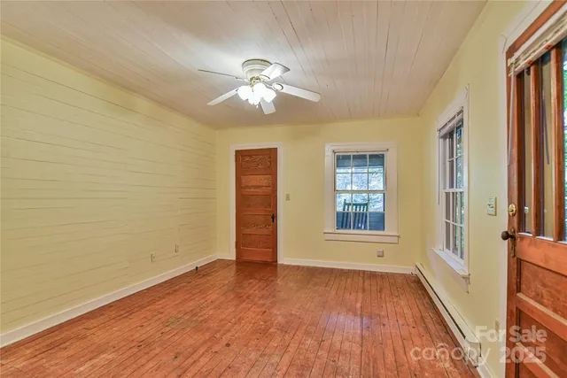 $399,000 | 328 Texas Road, Montreat, NC 28711