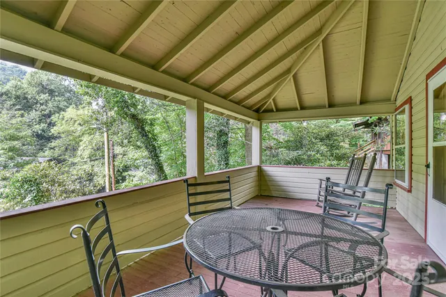 $399,000 | 328 Texas Road, Montreat, NC 28711