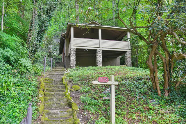 $399,000 | 328 Texas Road, Montreat, NC 28711