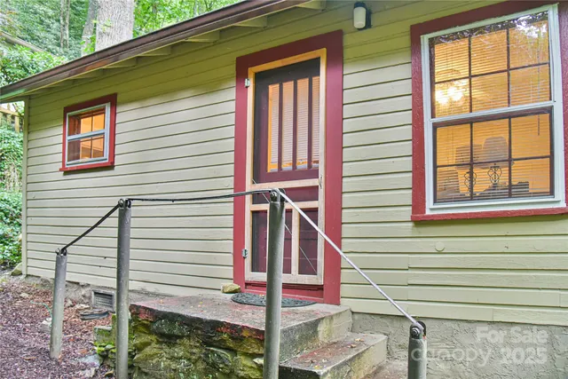 $399,000 | 328 Texas Road, Montreat, NC 28711