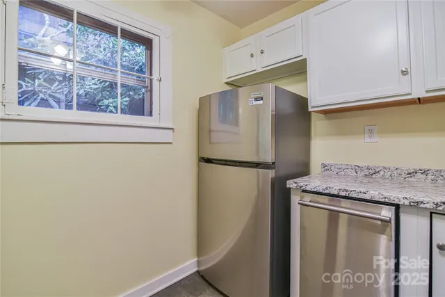 $399,000 | 328 Texas Road, Montreat, NC 28711