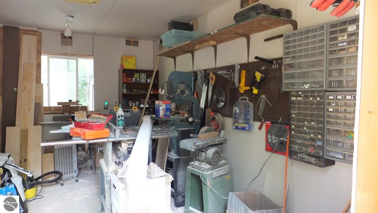 10886 Wildwood Road Interlochen, MI 49643 - Photo 17 of 23 1789445-16.JPG