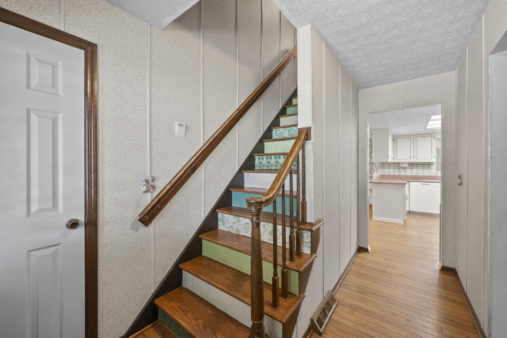 6624 Lisa Marie Road Columbus, OH 43229 - Photo 6 of 69 6