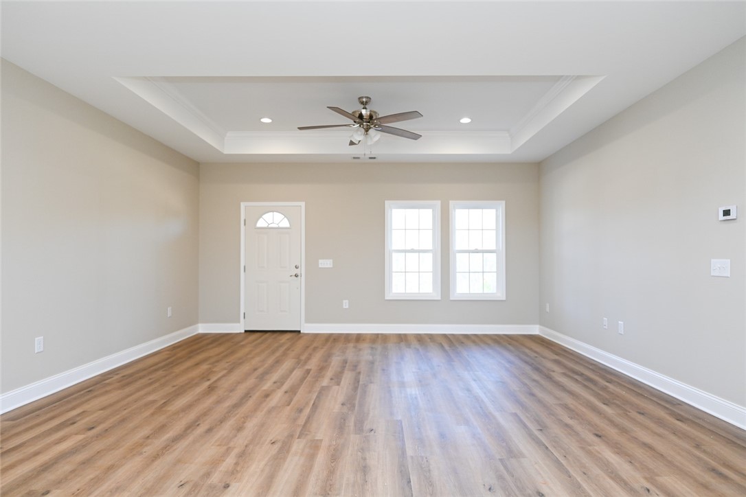 8074 Keowee School Road Seneca, SC 29672 - Photo 10 of 32 Gallery Image 10