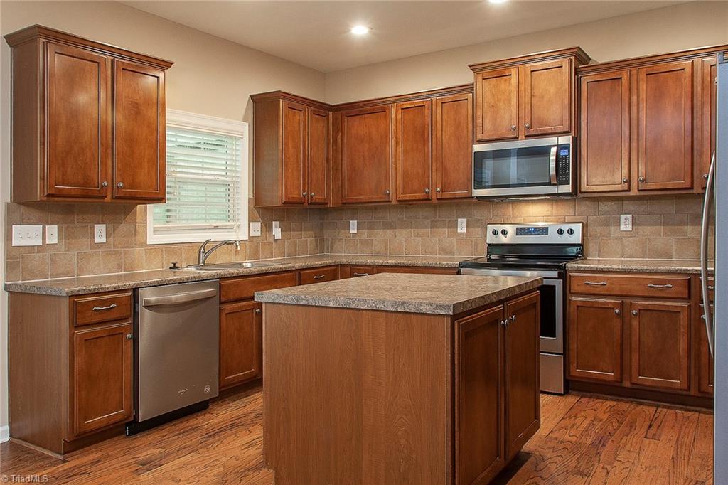 4058 Tellmont Court High Point, NC 27265 - Photo 6 of 20