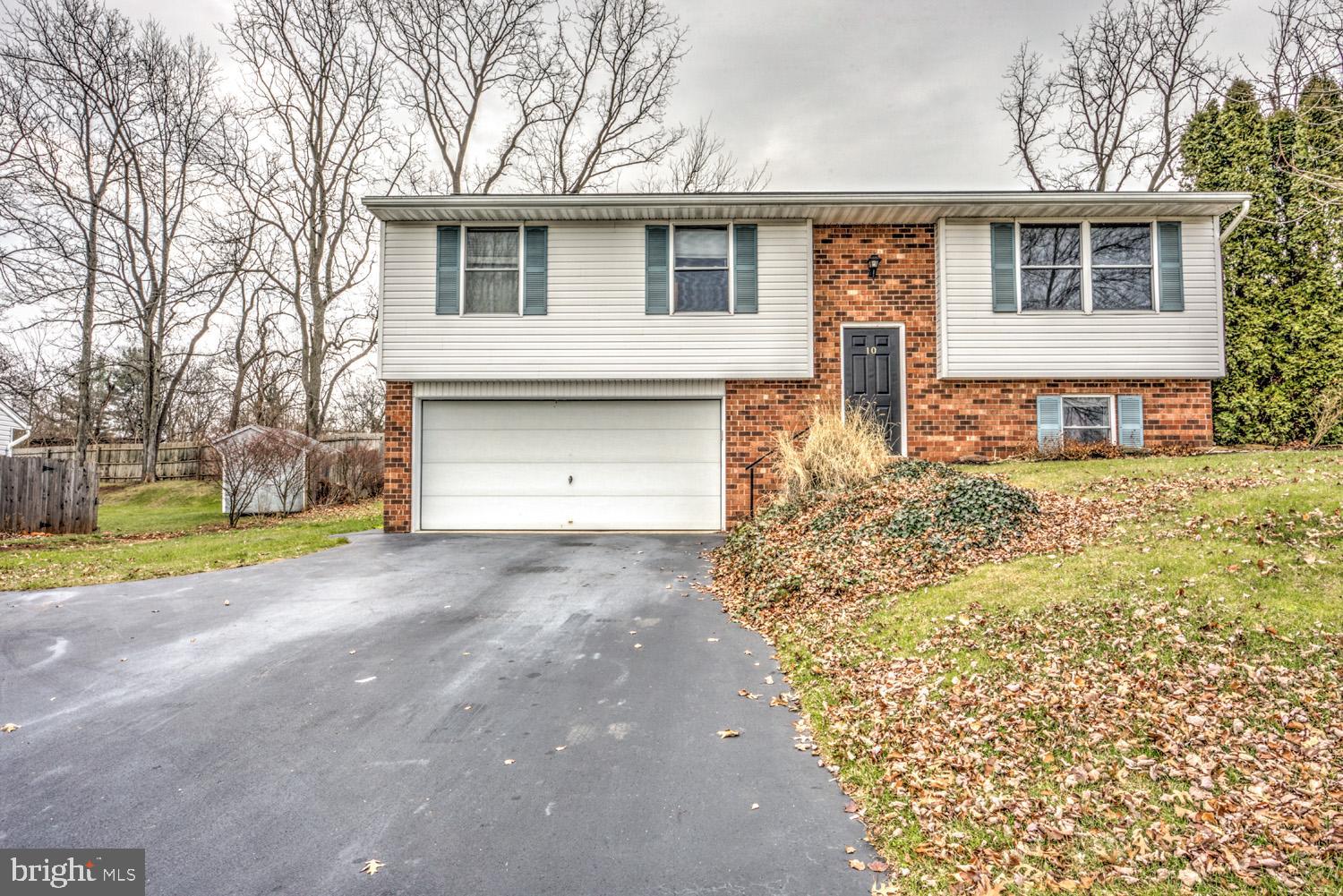 10 Hayloft Road Denver, PA 17517 - Photo 1 of 34 Gallery Image 1