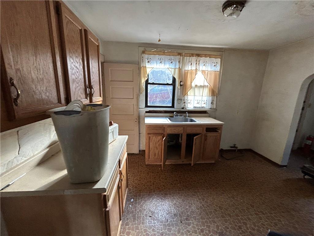 35 Verona Road Pittsburgh, PA 15235 - Photo 6 of 18 a dining room with furniture and window