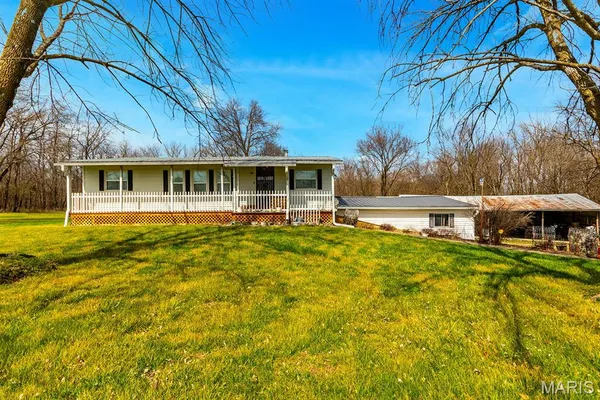 $225,000 | 19940 Monroe Road 214, Holliday, MO 65258