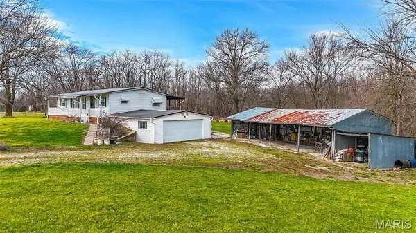 $225,000 | 19940 Monroe Road 214, Holliday, MO 65258