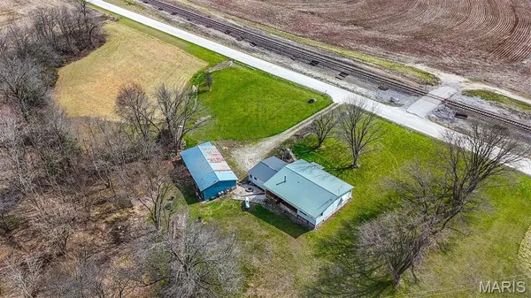 $225,000 | 19940 Monroe Road 214, Holliday, MO 65258